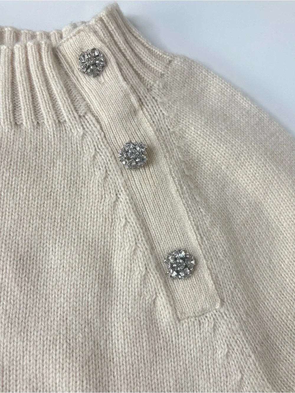 J. Crew 16” armpit